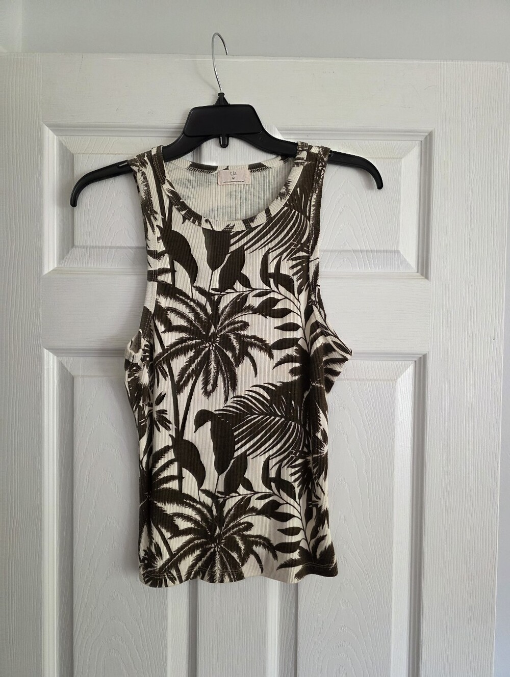 Anthropologie t.la Palm Tank size M